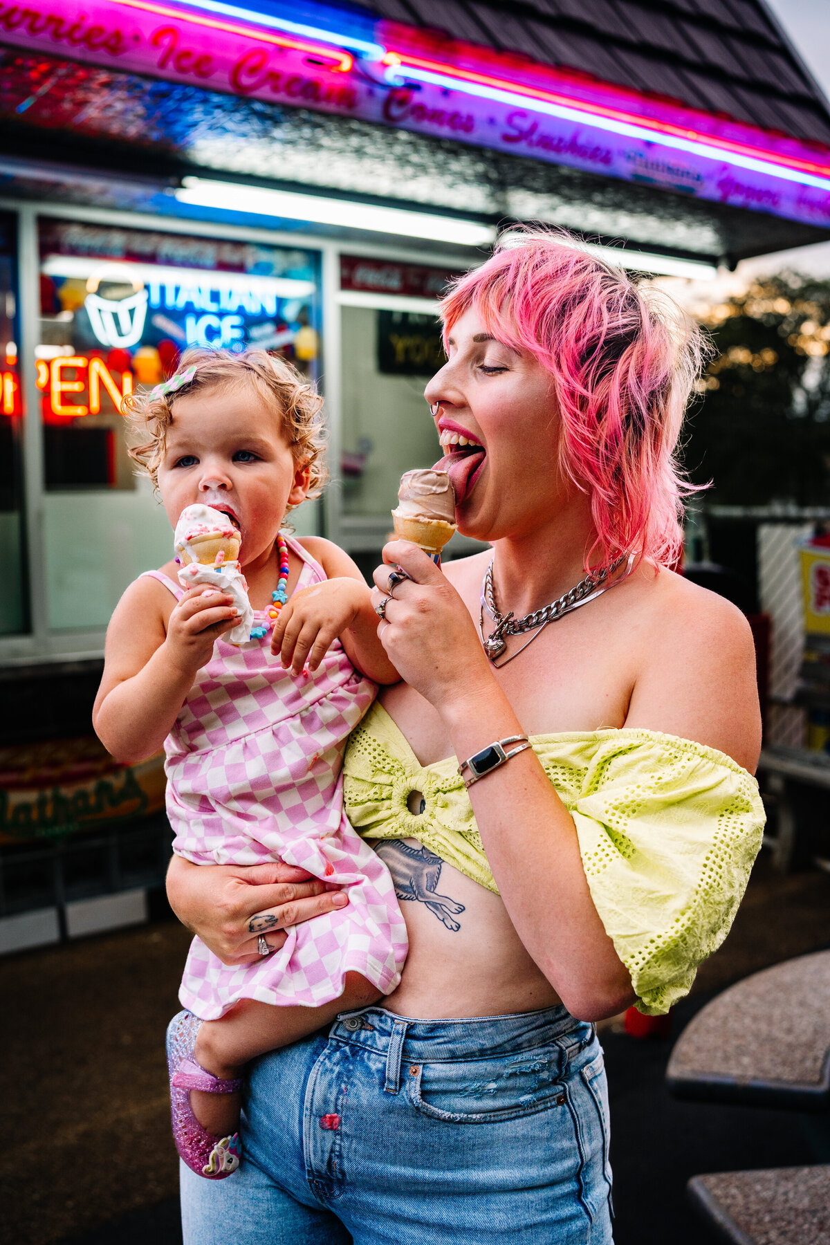 Unique Pittsburgh  family Photographer4