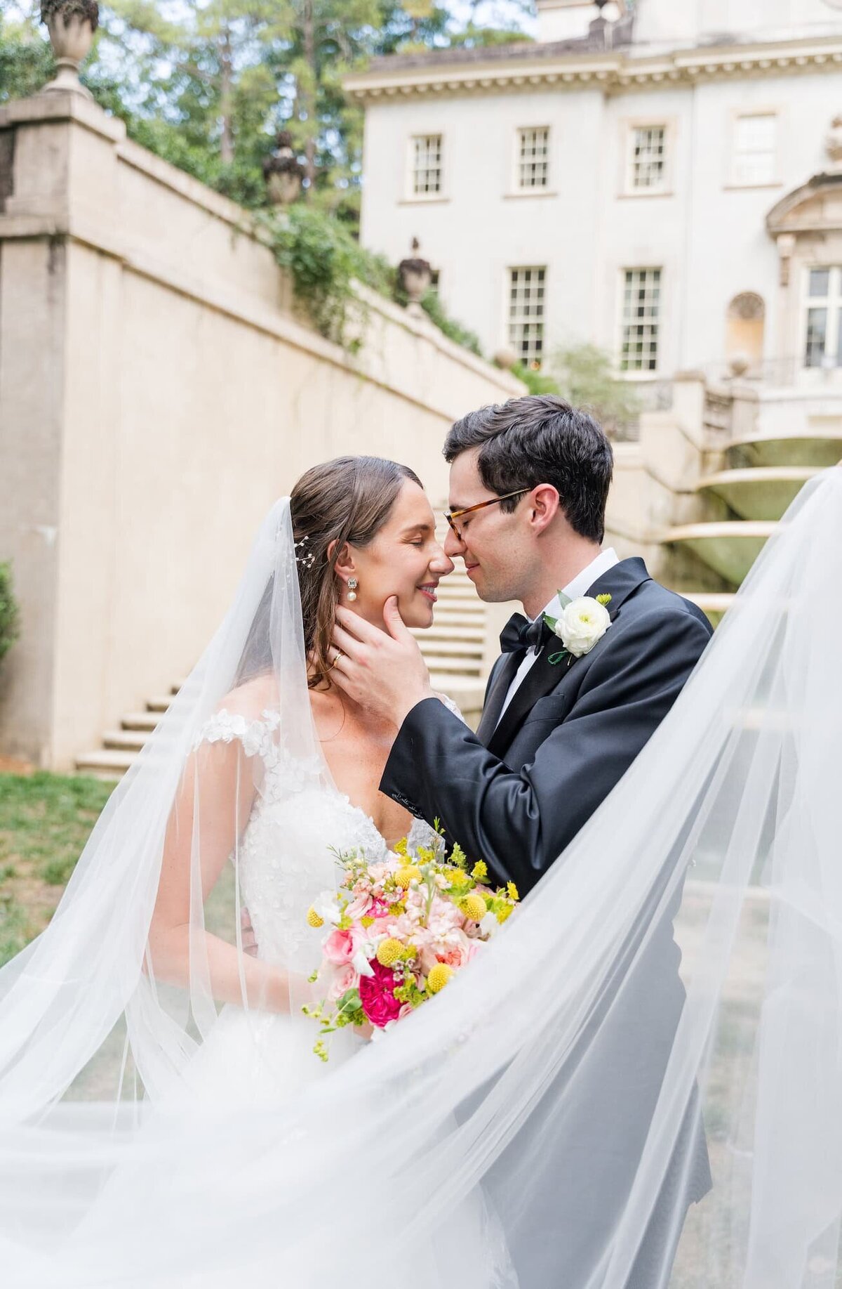 Elli-Row-Photography-Swan-House-Wedding02186