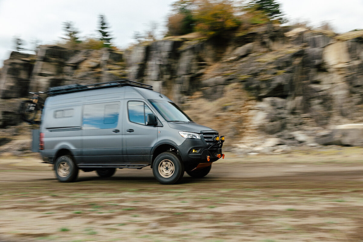 1_SummitSeeker_251013_BMV_#125_SlowFastcreative_1552