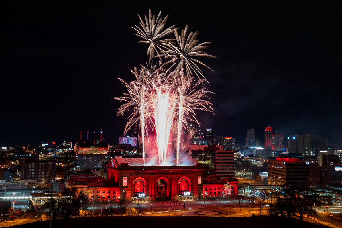 kansas-city-sports-photography-chiefs-0009-fireworks-display-over-stadium