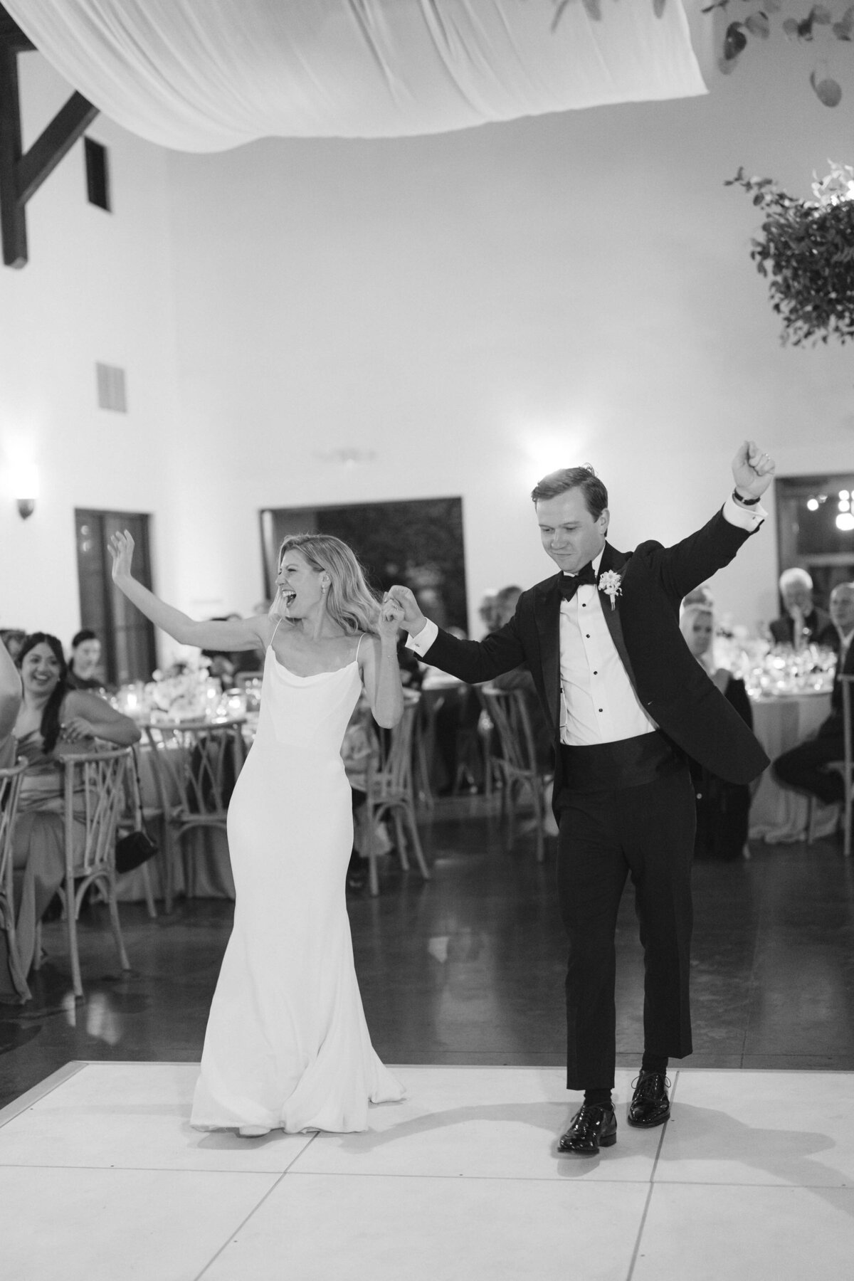 Viansa-Sonoma-Wedding-107
