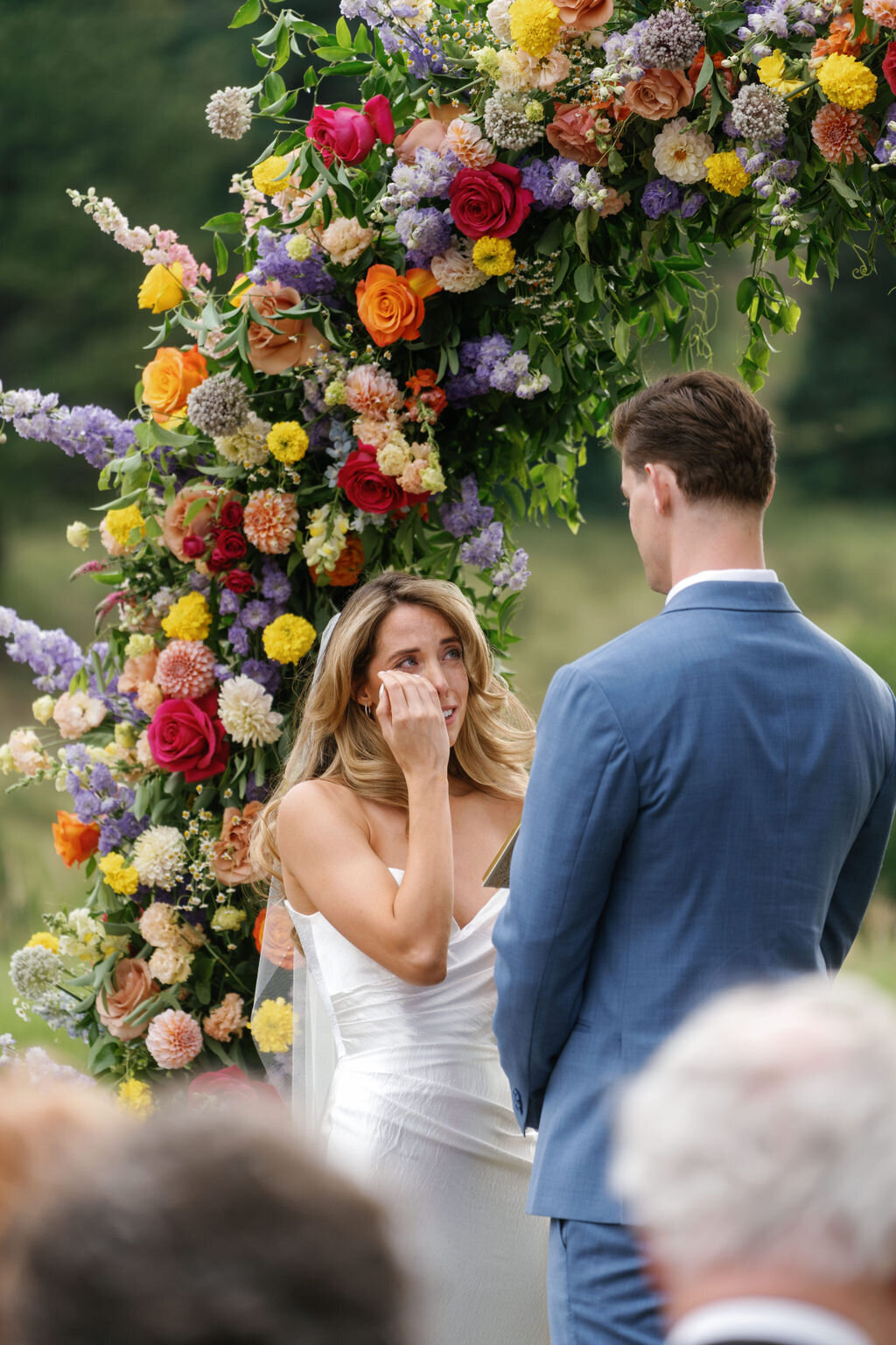 Colorado-wedding-planner-bride-groom-wedding-arch