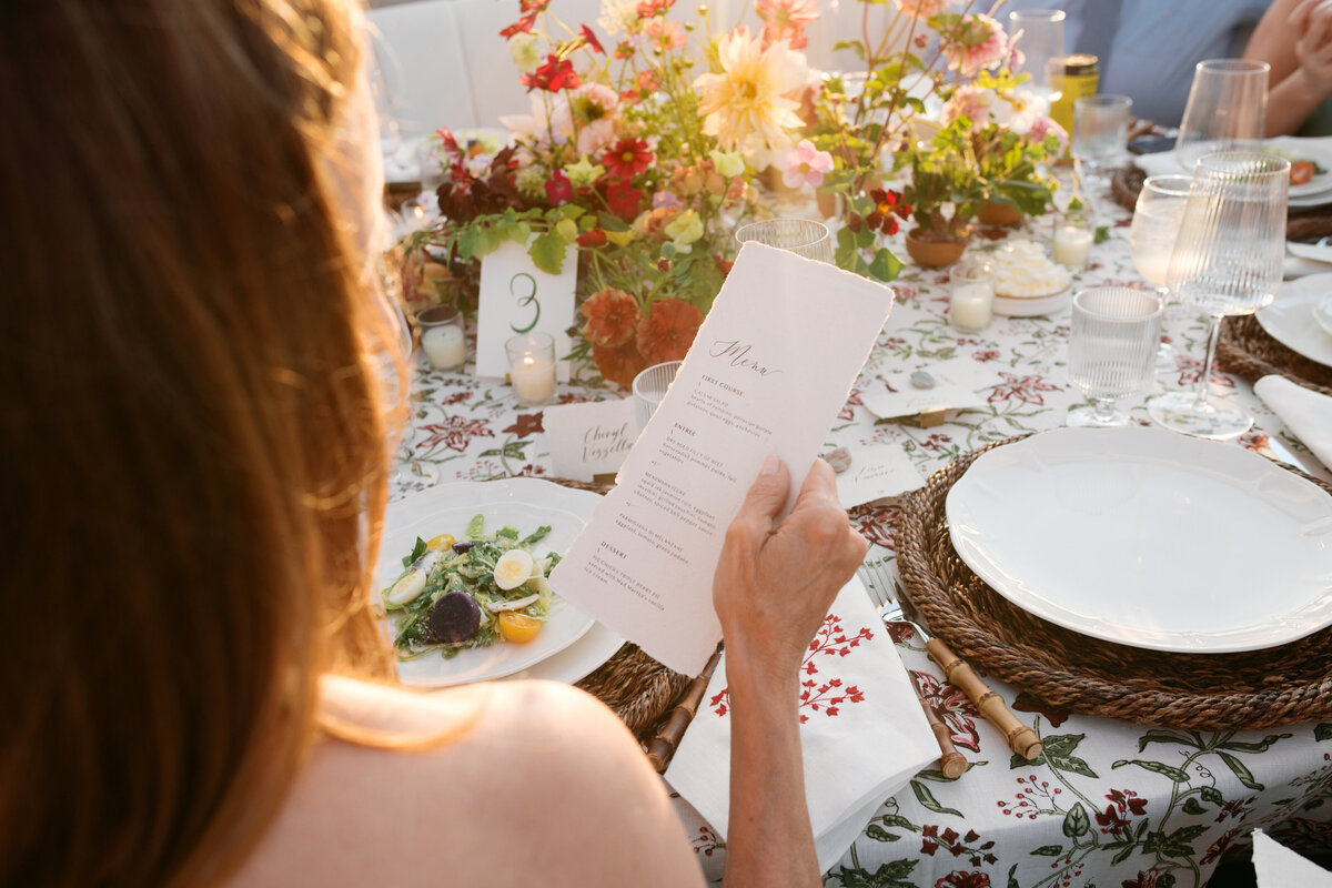 Marthas-vineyard-wedding-planner-kg-events-design-luxury-destination-weddings-private-events-corporate-events-aquinnah-ma-event-designer-outermost-inn-outdoor-tented-wedding-reception-black-frame-tent-25