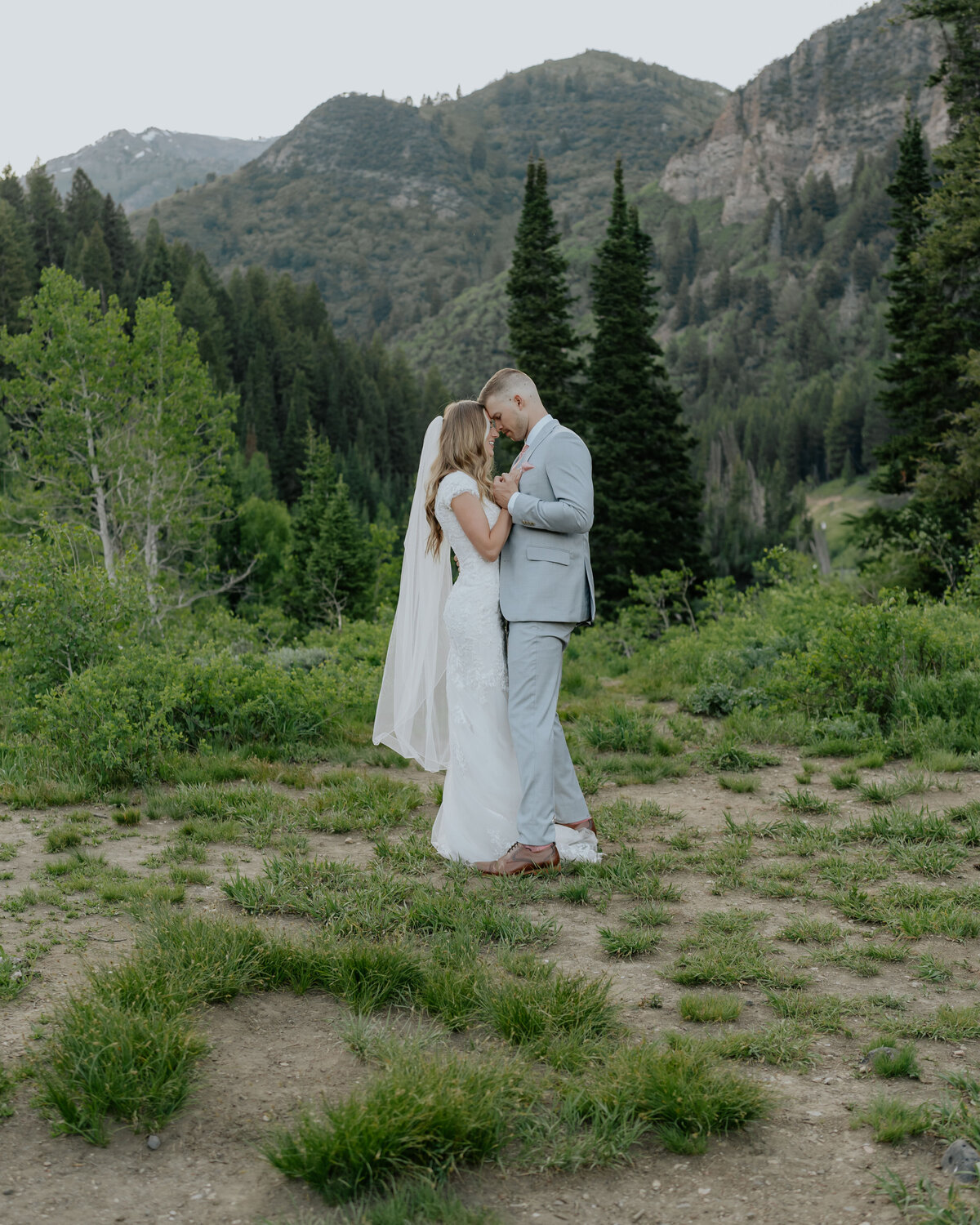 Hannah + Skylar (E) 06-12-24-205