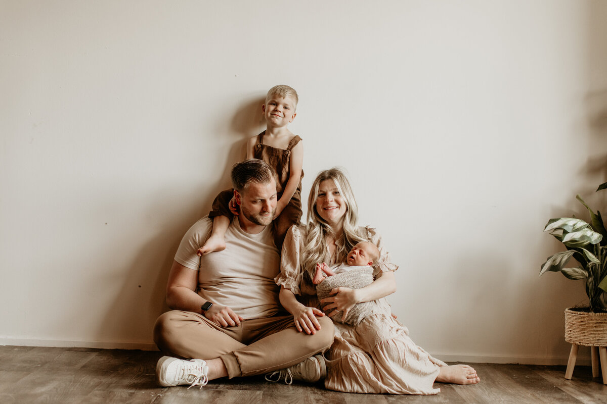 Kansas-City-Family-Photographer--47