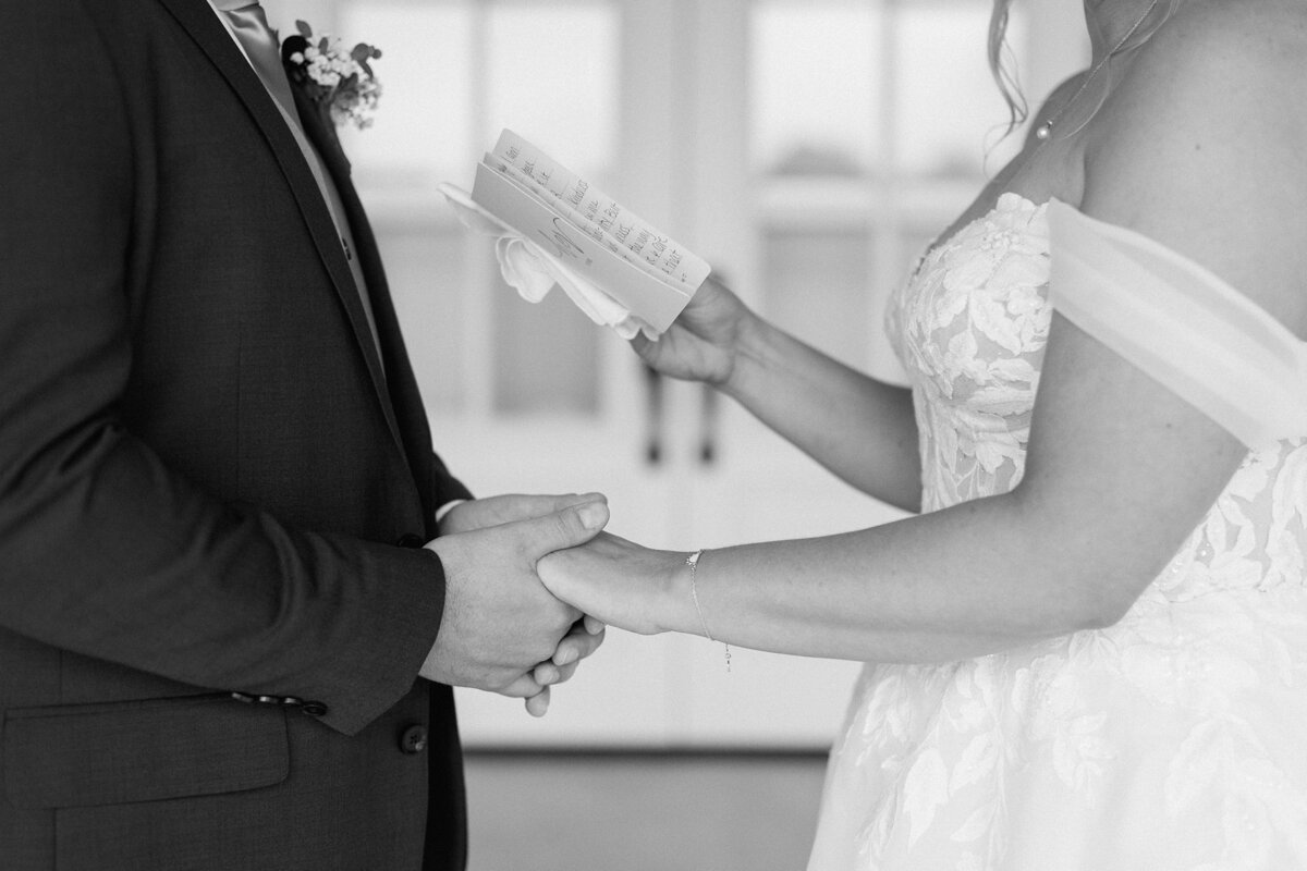 danielleandaaronsfarmhouseweddingkristinnicholephotography34