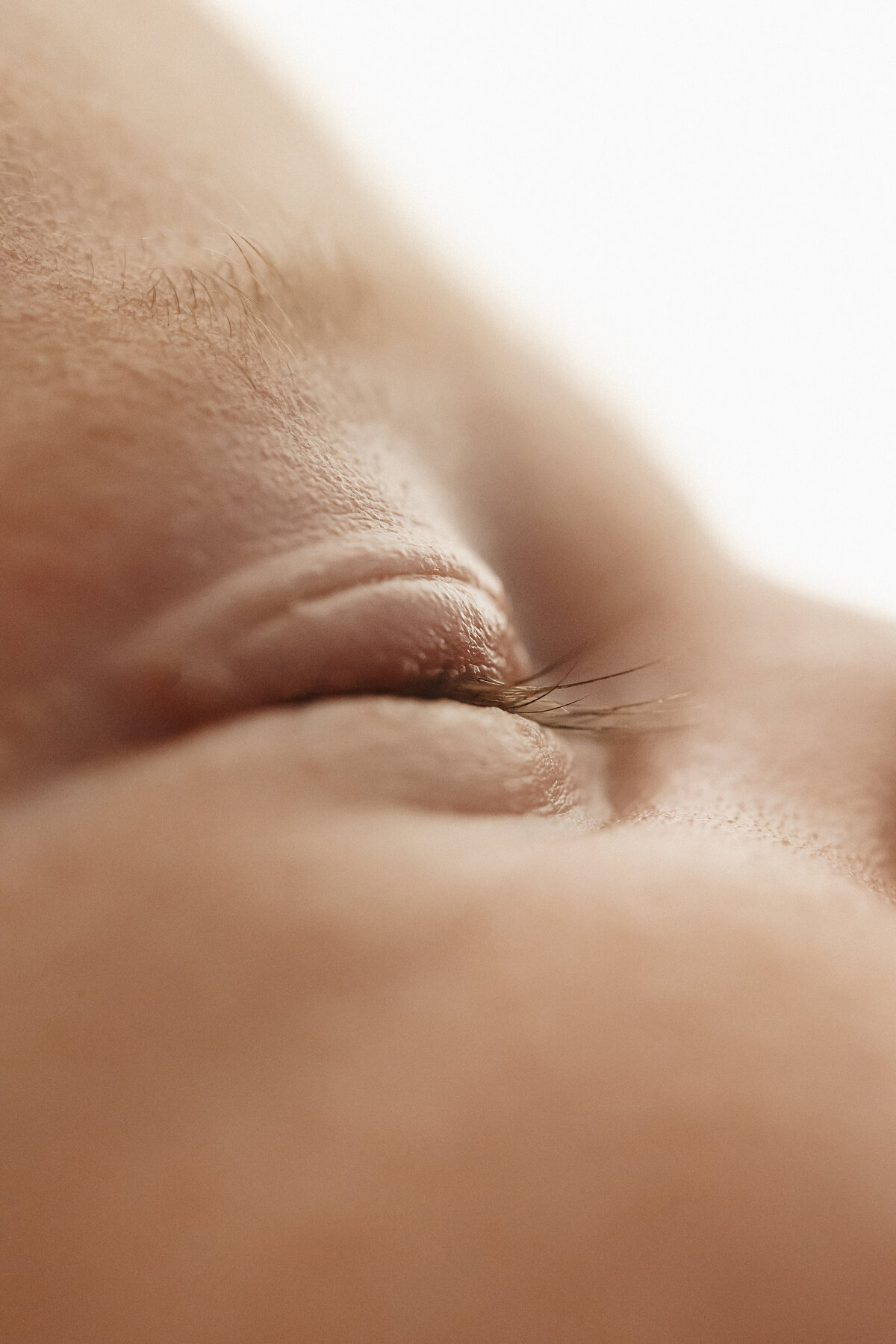 A newborn babies eyelashes