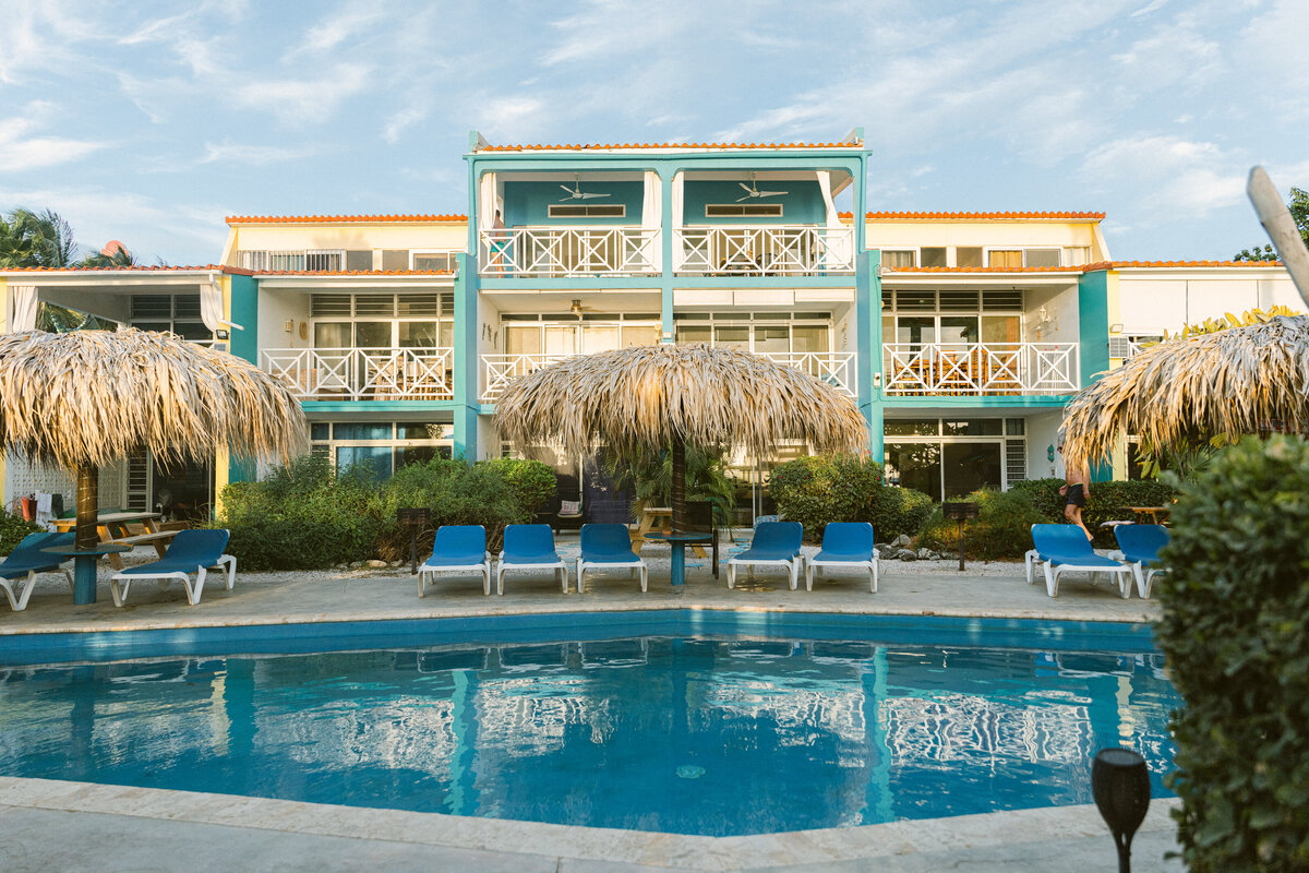 The apartments and swimming pool