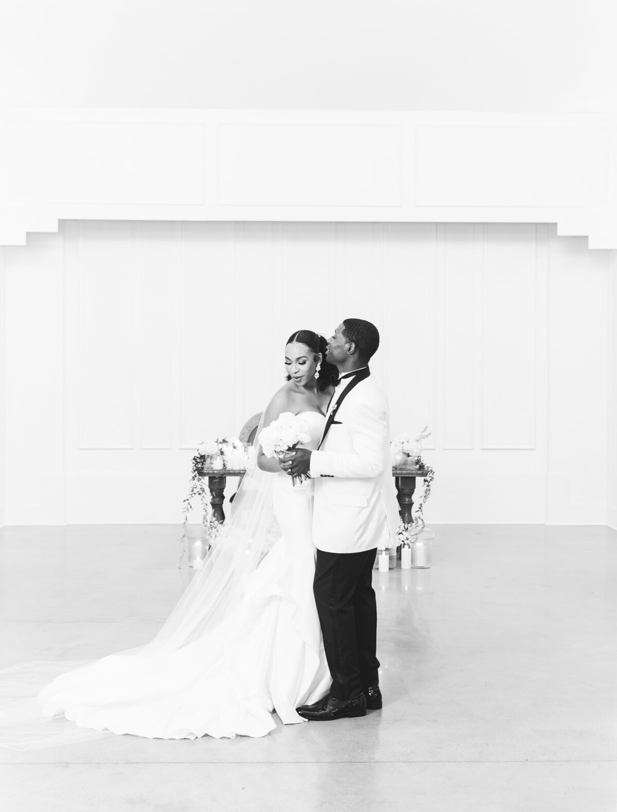 Houston's Luxury Wedding Photographer