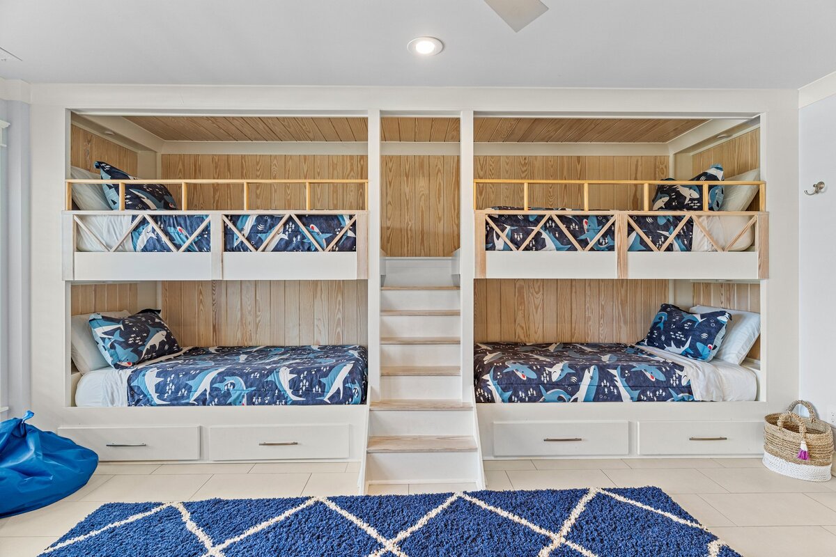 Luxury-Holden-Beach-Rentals-WI-Middle4