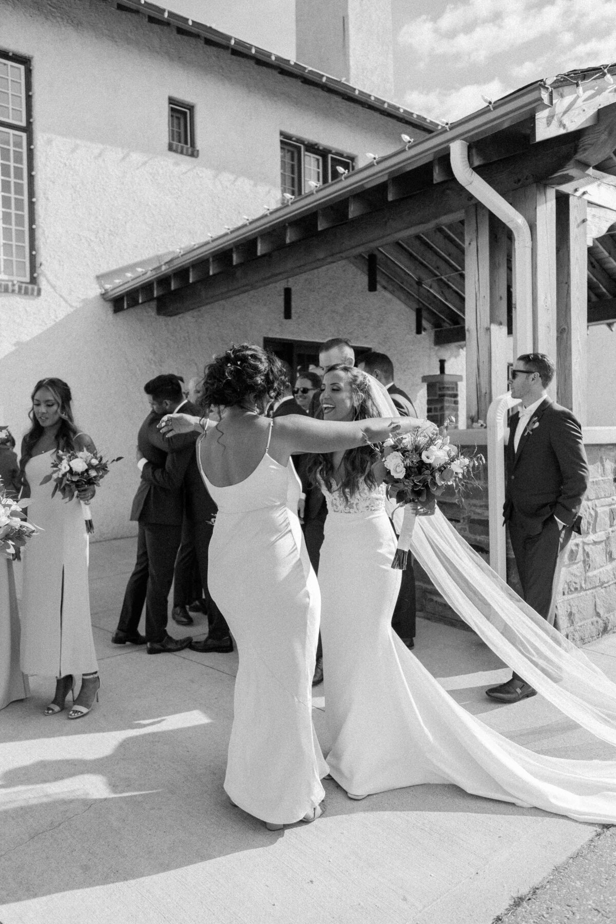 The-Guild-Inn-Estate-Toronto-Wedding-15