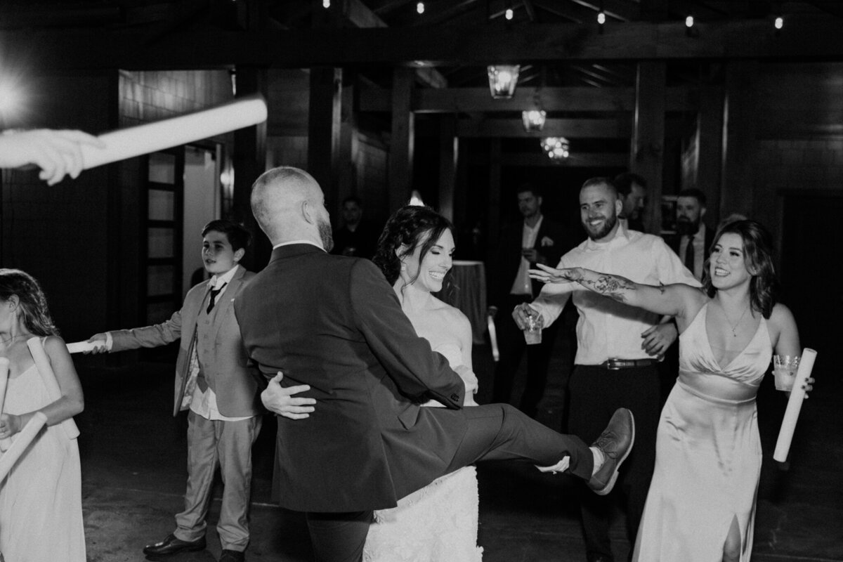 the-trillium-venue-wedding-82