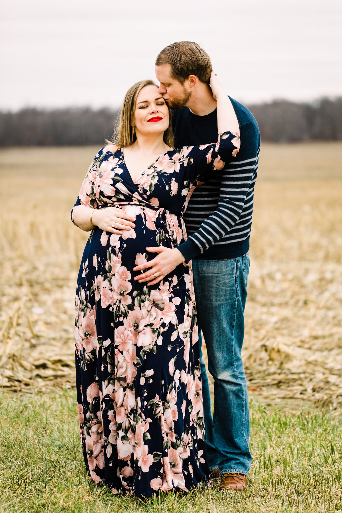 grand rapids maternity photography http---www.chrystinmelaniephotography.com (8 of 8)