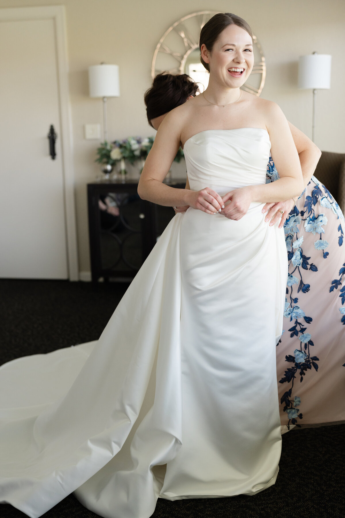 Candid-Bride-Groom-Toledo-Ohio-Wedding-Day13