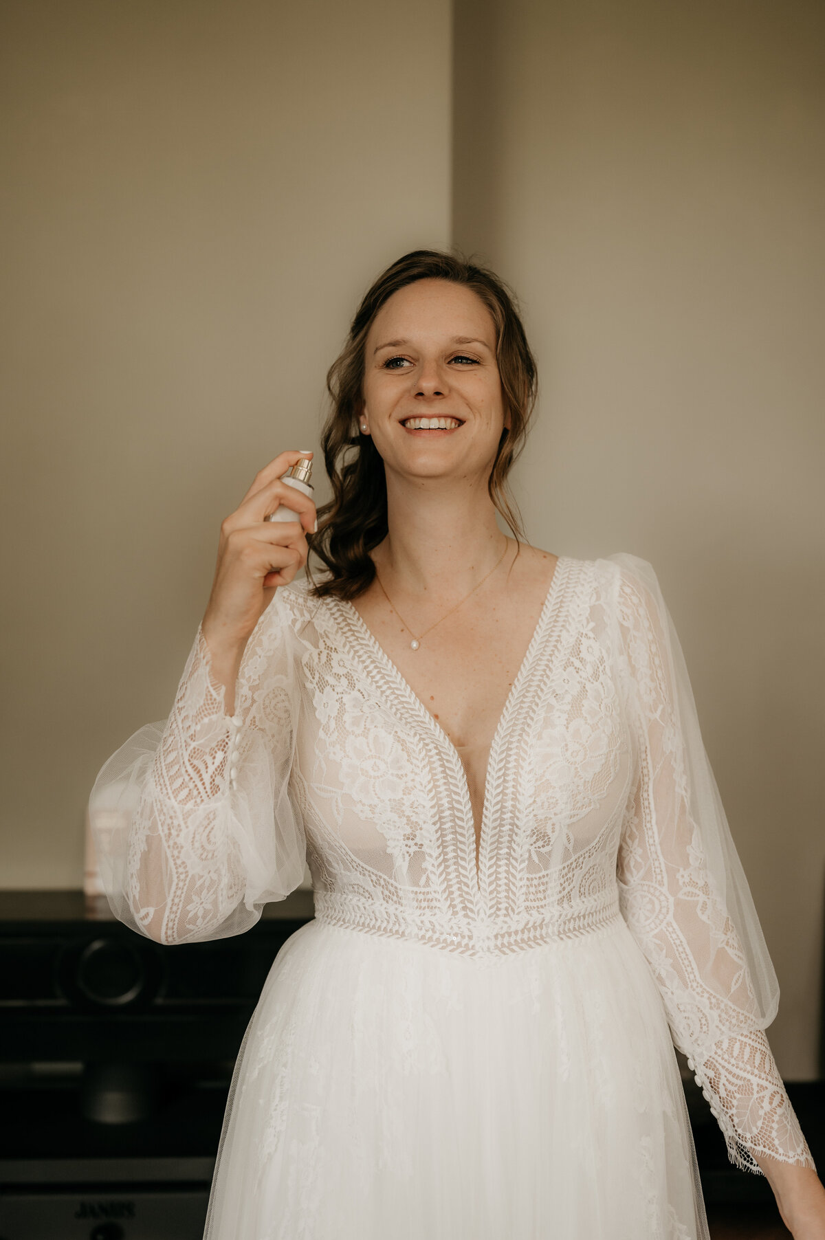 Pure Liefde Fotografie - Herbert-Niels & LoÏs - Getting ready LoÏs-34