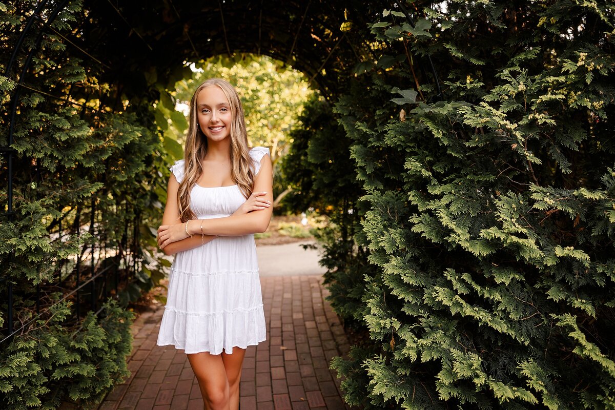 Senior Photos at Green Bay Botanical Gardens_0251