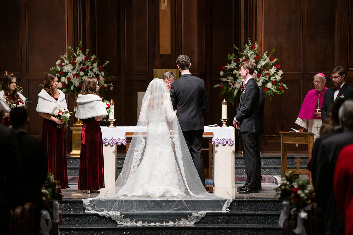 bride-and-groom-at-altar