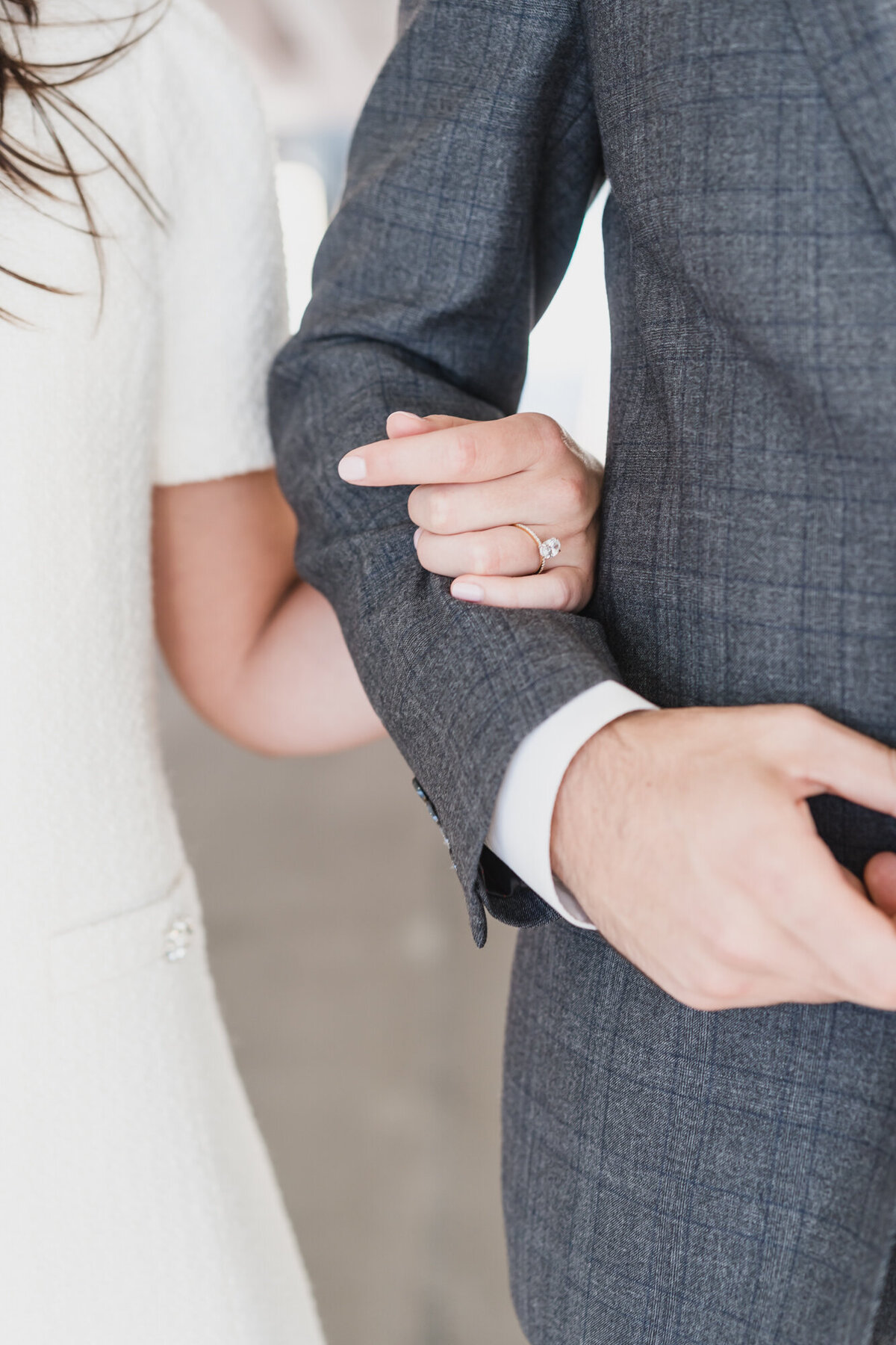Chic-Detroit-Engagement-Session-Stylish-Natural-Photography7