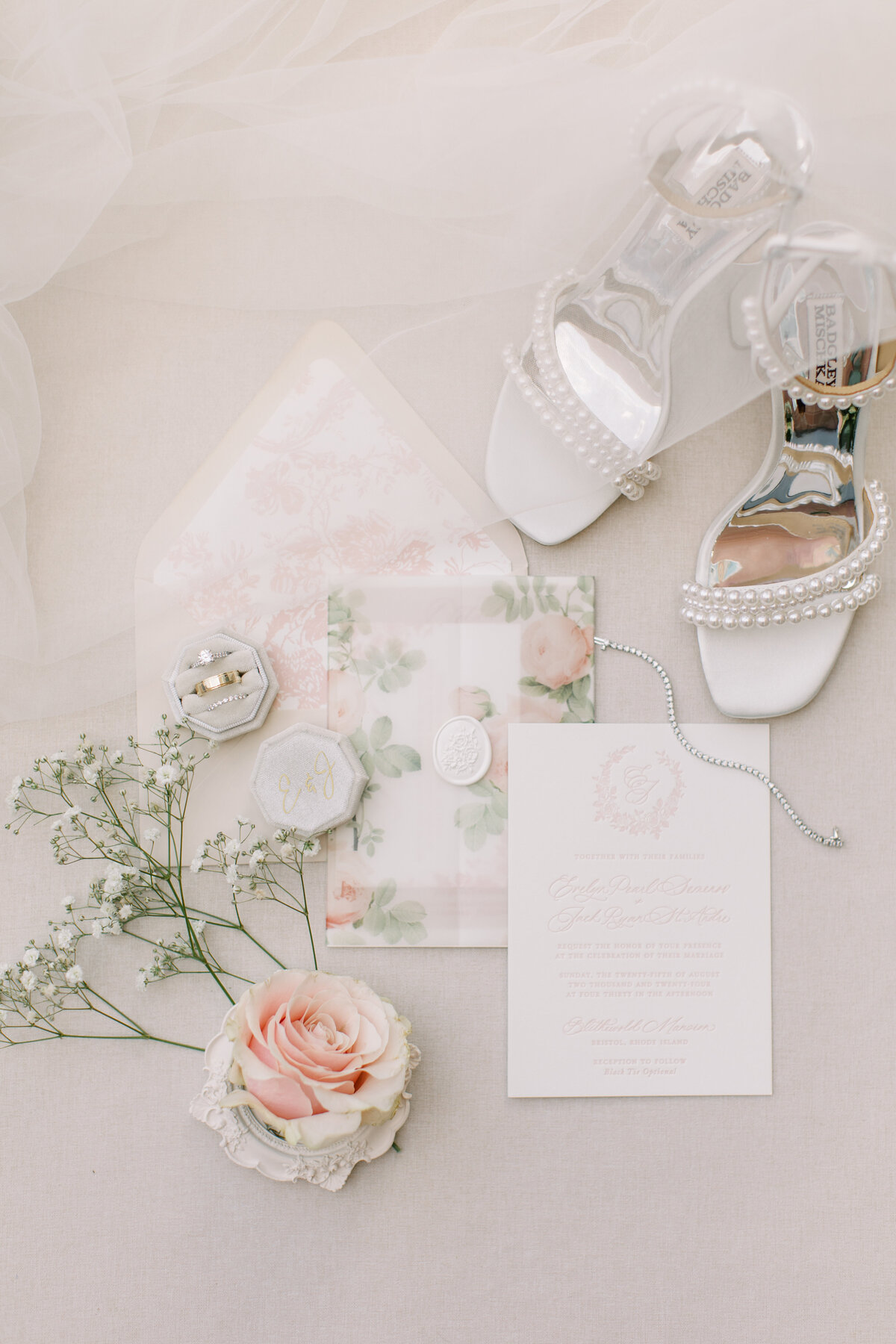 Blithewold Mansion Romantic and Timeless Summer Wedding