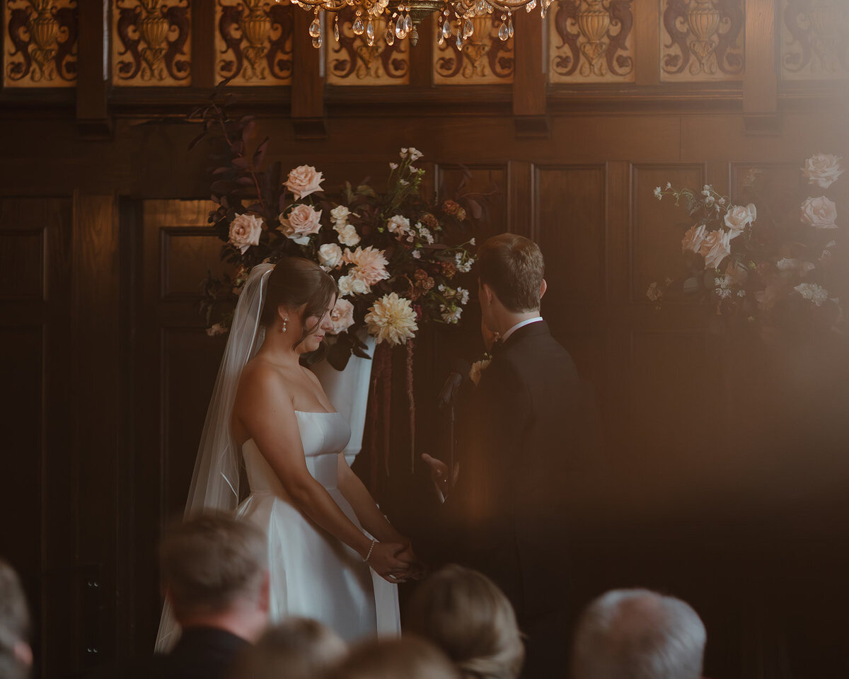 feisty flowers wisconsin club wedding 12