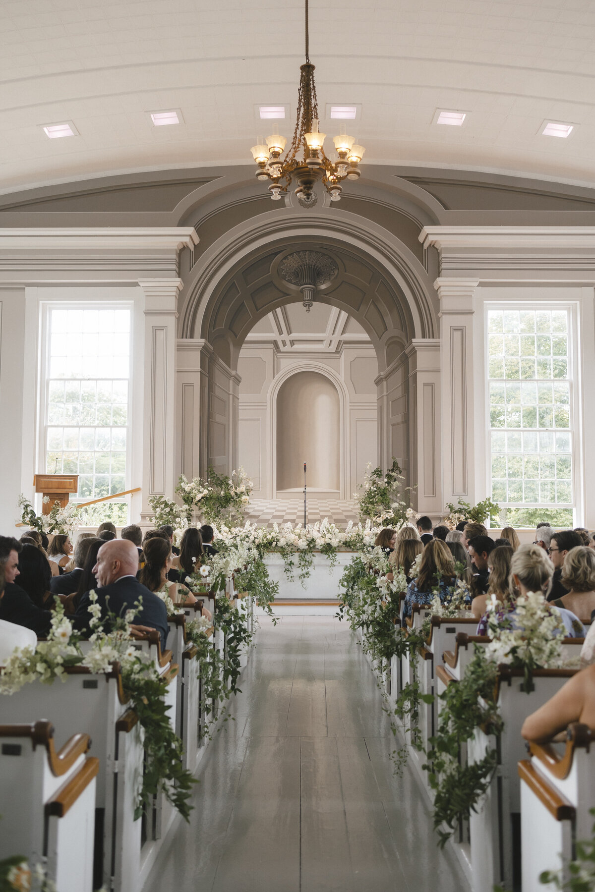 Marthas-vineyard-wedding-planner-kg-events-design-luxury-destination-weddings-private-events-corporate-events-edgartown-ma-event-designer-outdoor-tented-wedding-reception-island-wedding-vogue-wedding-pohogonot-127