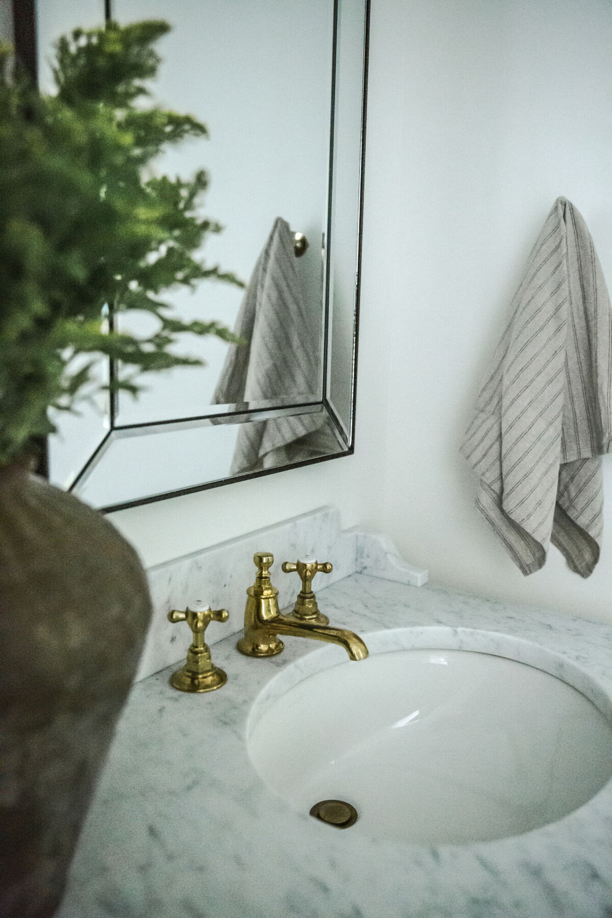 SIL & PARK - Lynton Road_Cleveland Interior Designer - Home Design Renovation Kitchen Bathroom Custom Interior - 9