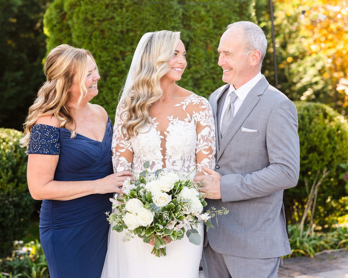 Land's End Waterfront Catering Wedding Long Island New York22