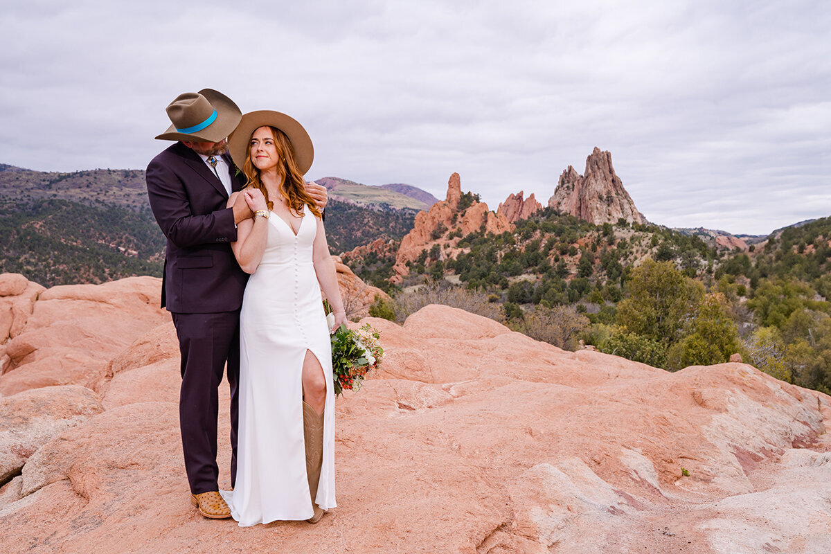 Atwell Garden of the Gods Resort Wedding-1000-1073