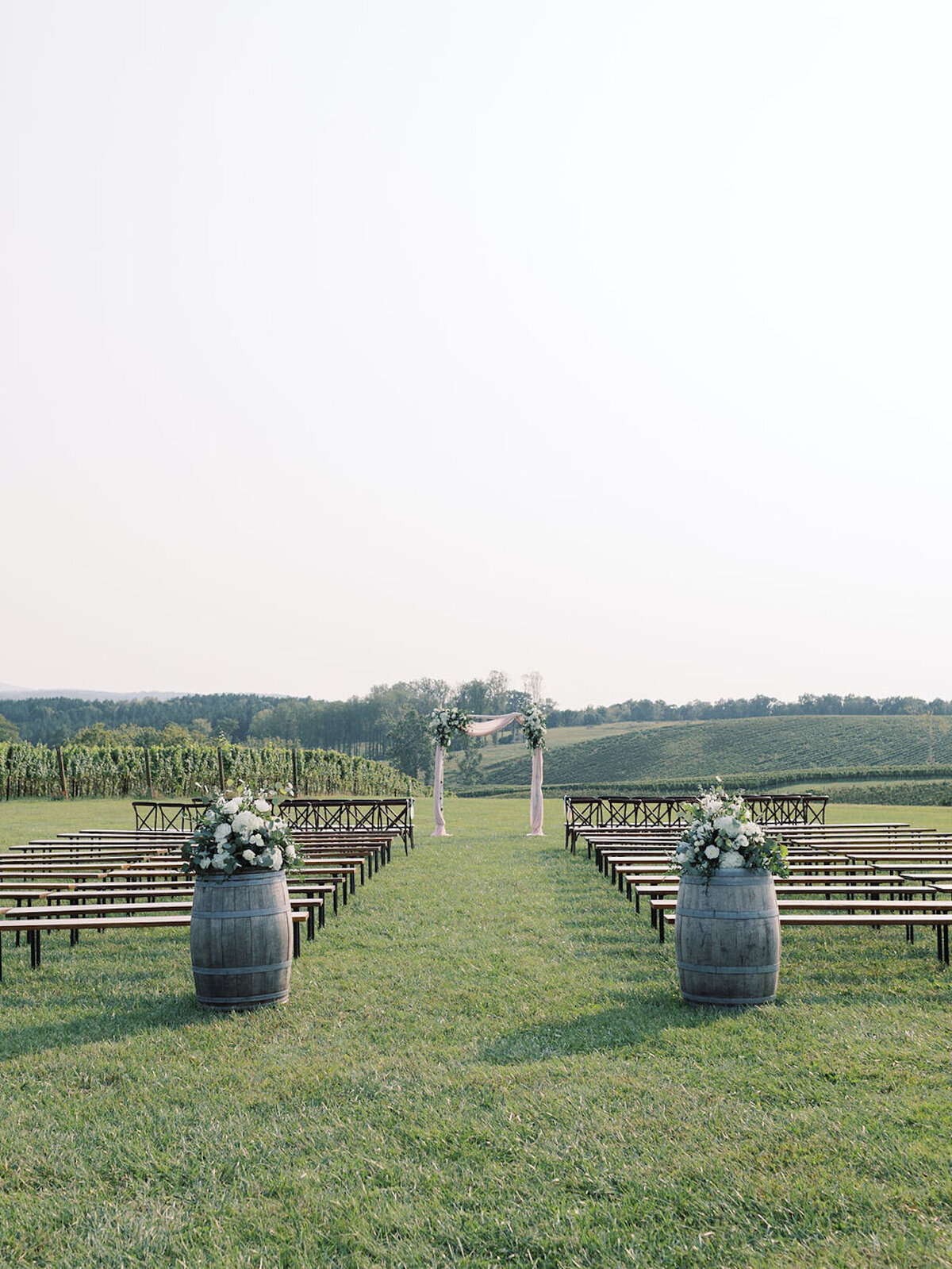 Megan-Brandon-Stone-Tower-Winery-Wedding-The-finer-points-event-planning-Kir2ben-photography00004