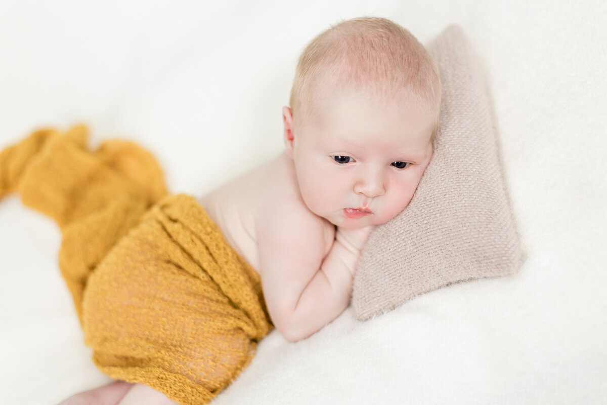 Zeke-Newborn-Photos-Hannah-Charis-Photography-5