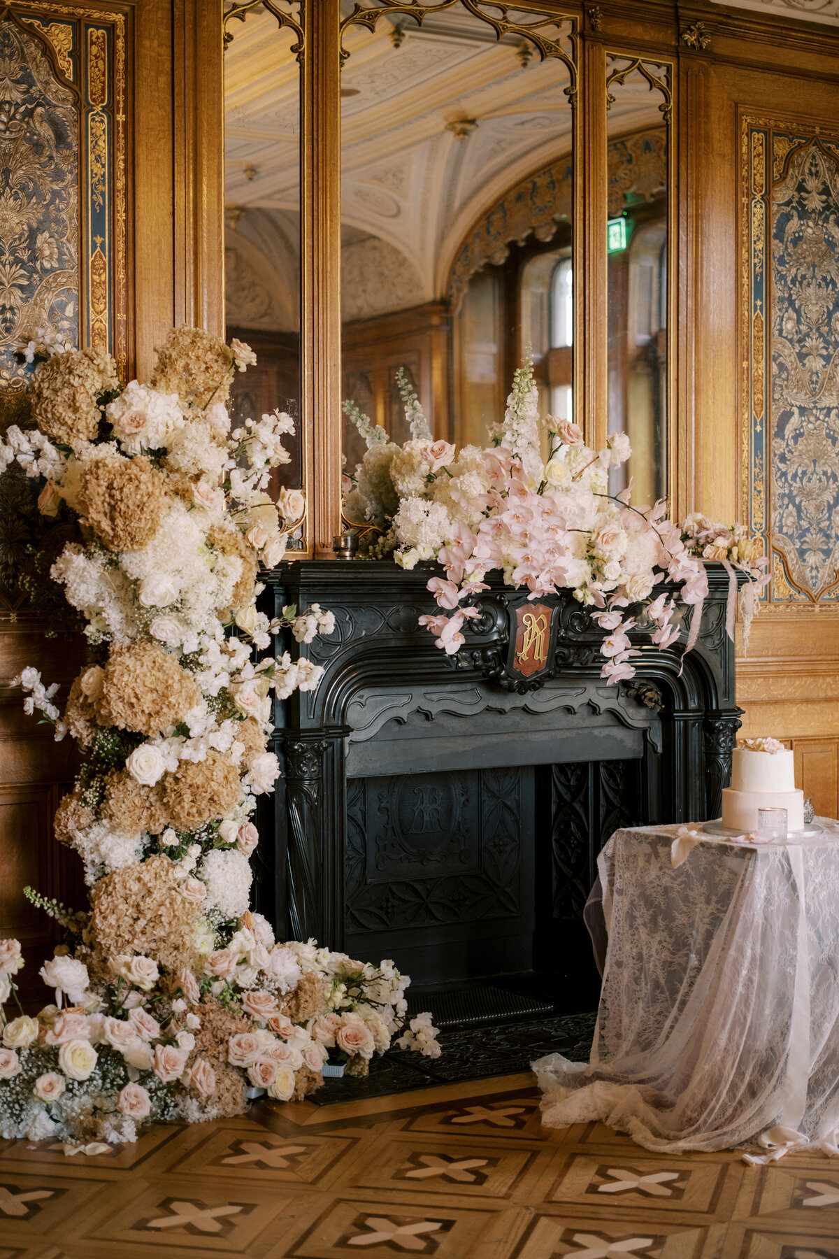 Luxury Wedding Florist Design Switzerland18