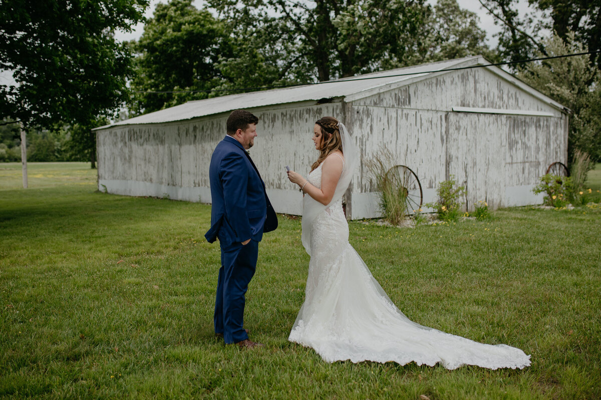 Fort-Wayne-Indiana-Summer-Wedding-Hannah&Corbin-062621-SparrowSongCollective-Blog-32