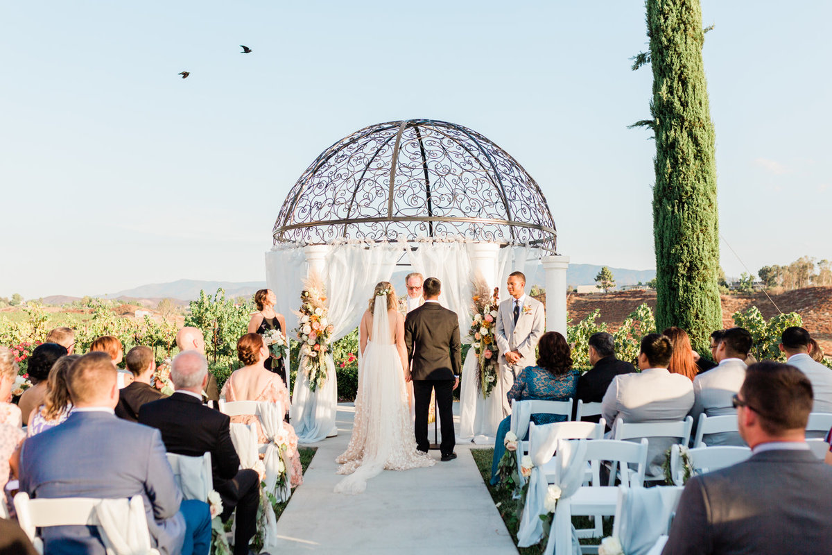 031_southern-california-wedding-photographer-temecula-avensole-winery-photo