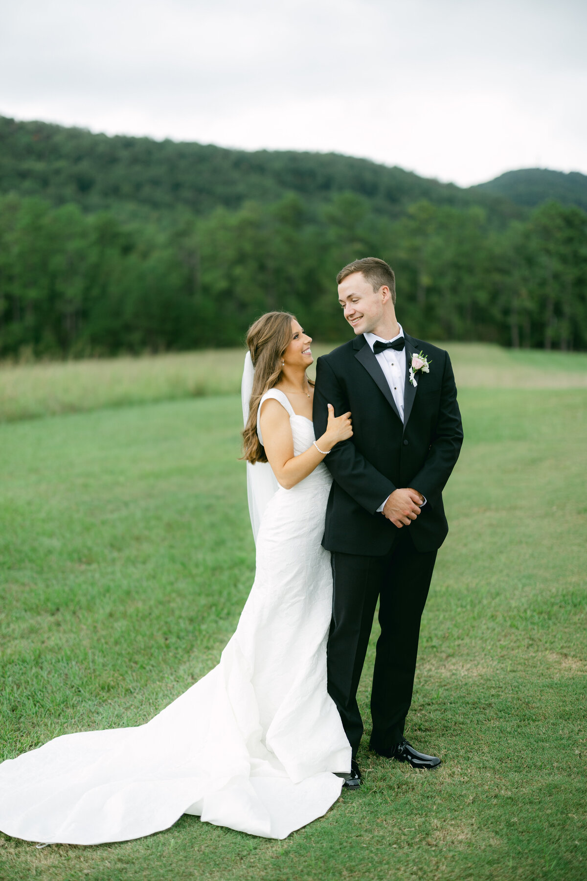 Katherine Horton Photography Olivia & Drew Wedding Day Katherine's Favorites_0079