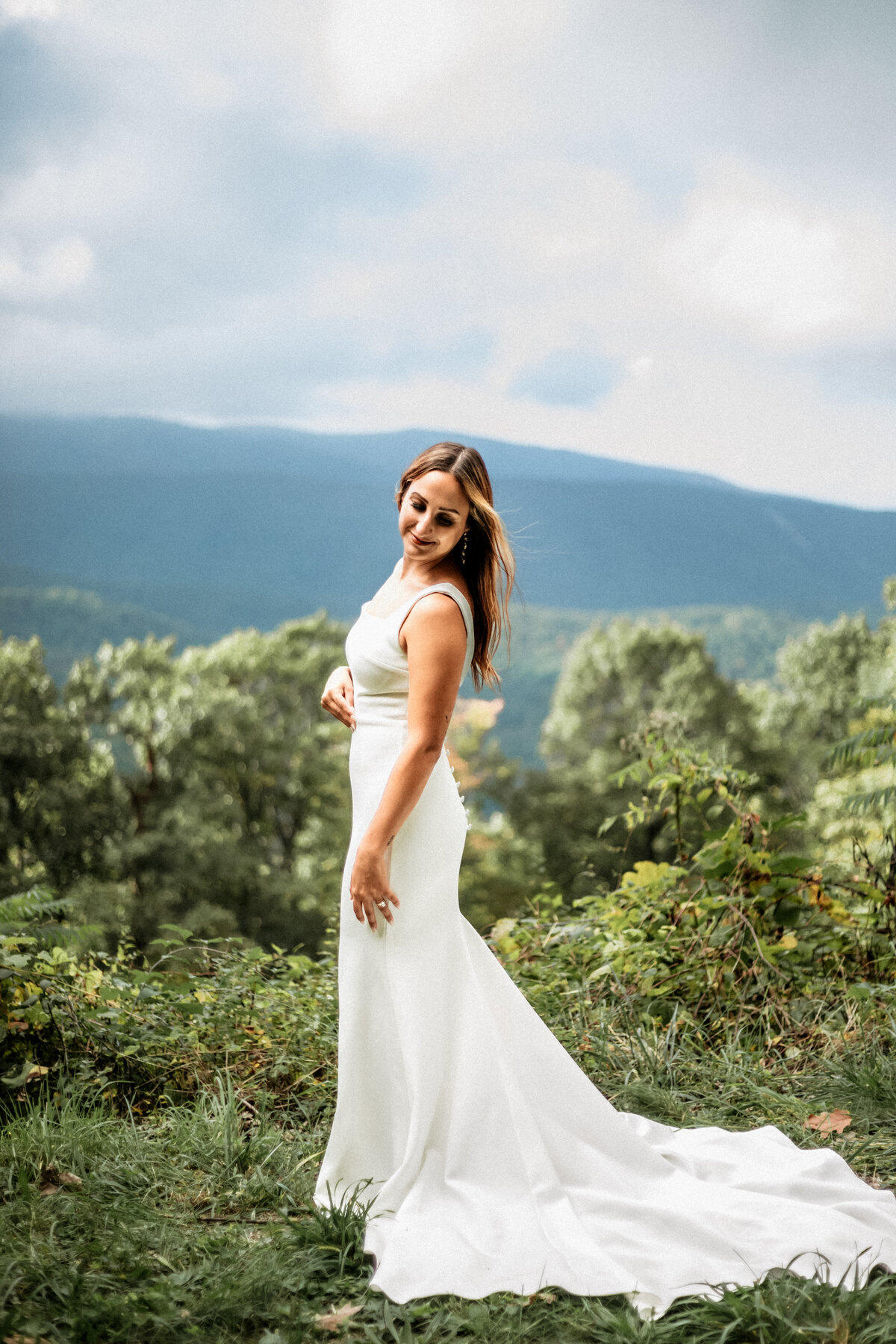 Salem VA wedding and Elopement photographer earthy and moody Charleigh Roberts Photography artsy earthy moody virginia roanoke va east coast north carolina nc pearl veil babys breath kiss happy blue ridge mountains parkway