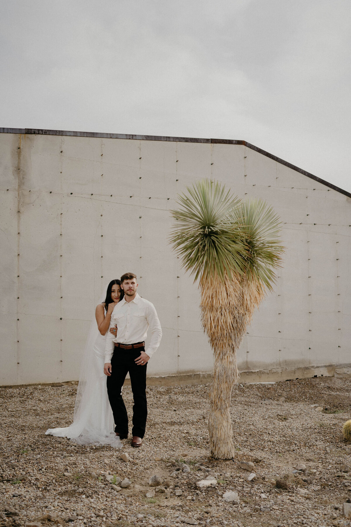 Josh+ElianaGettingReady-272