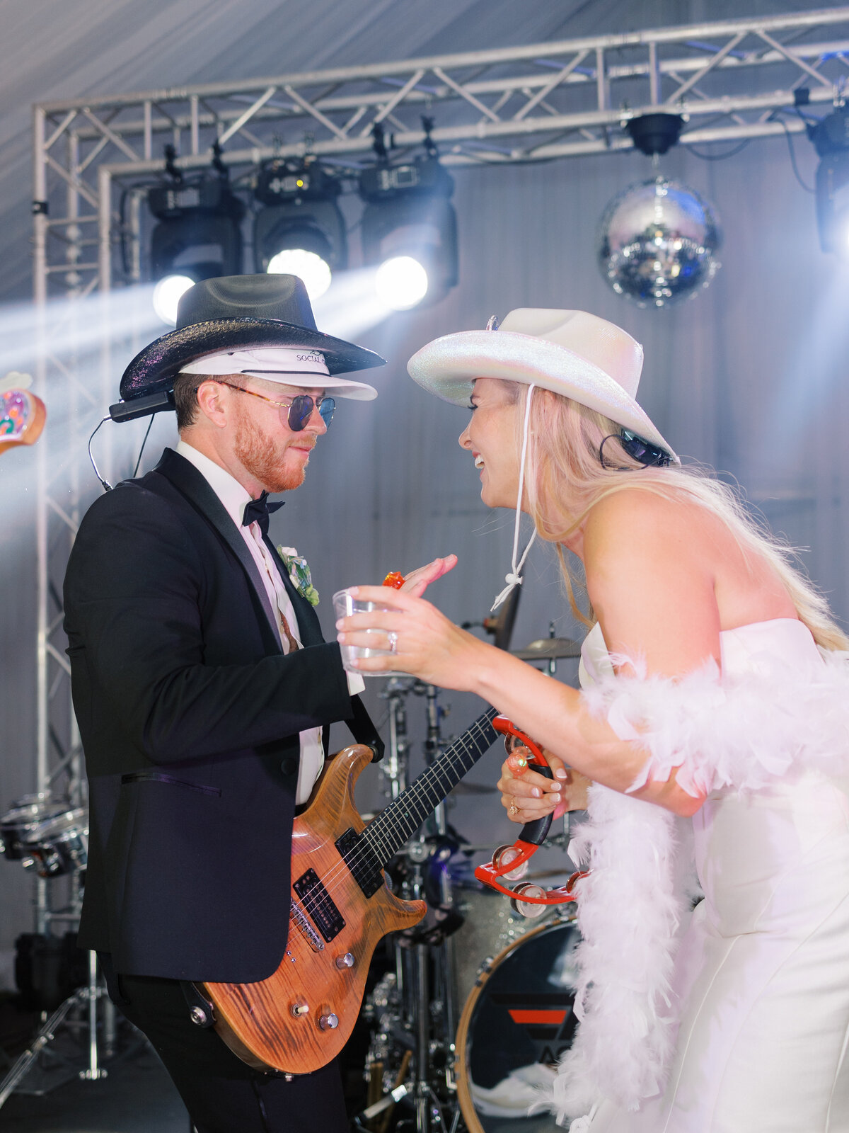 Arkansas Inn at Carnall Hall Wedding | Shalae Byrd-128