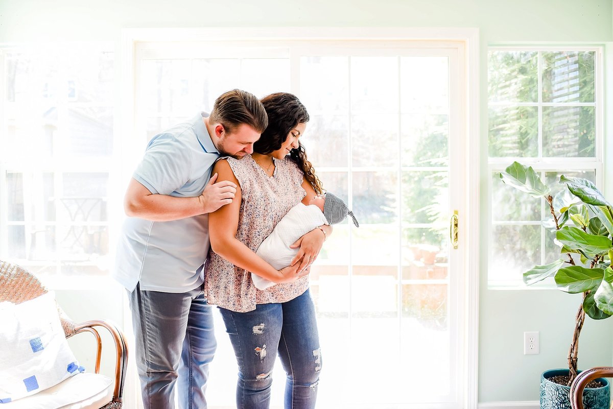 cornelius-emotive-newborn-photography