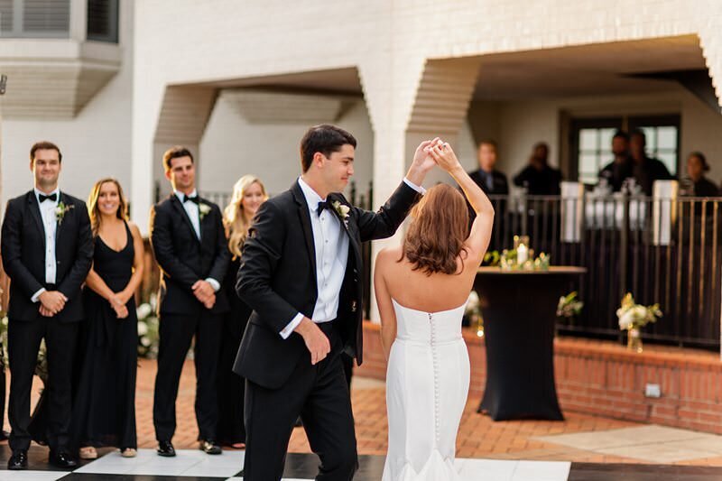 Classic Wedding at City Church of Evansville with Reception at ECC230