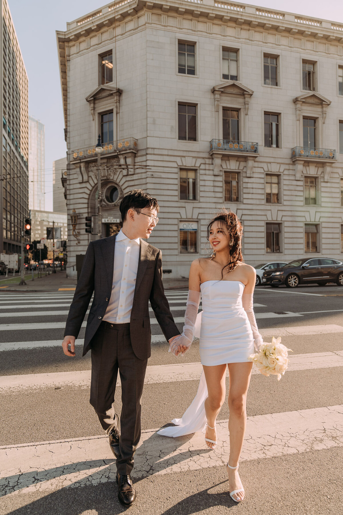 Joyce Li Photography Destination Wedding Elopement Engagement Lifestyle Portrait Photographer West Coast Seattle Washington California sfcityhallelopement-74