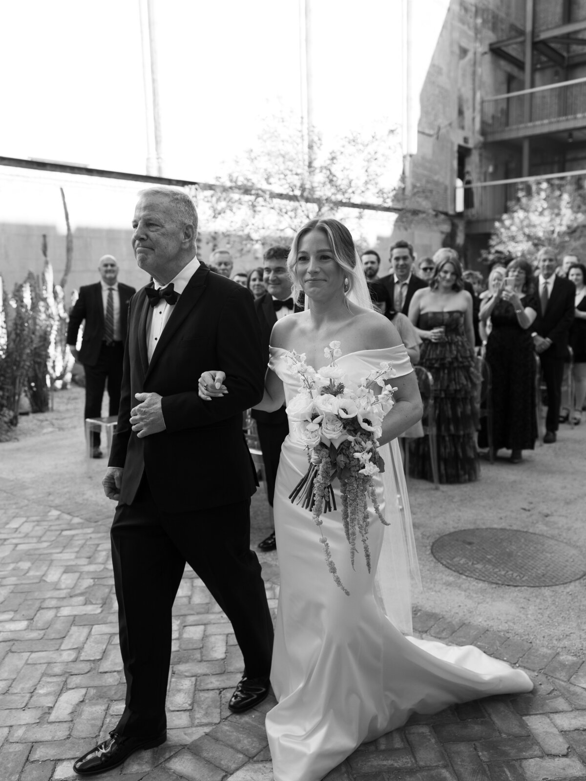 Cacie_Carroll@CacieCarroll_ElecticSpringWedding_TheAbbeyPHX_PhoenixArizona-134