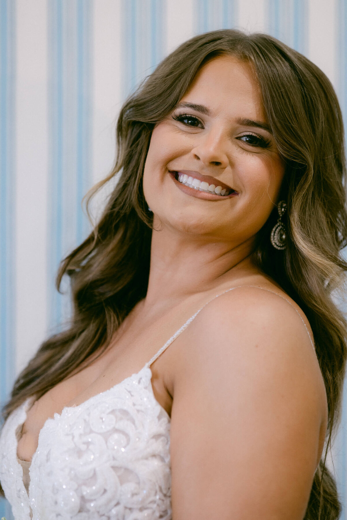 A wedding photo of a bride in her white wedding dress