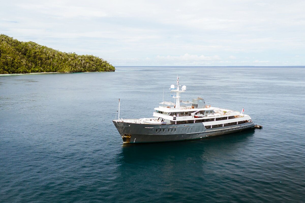 Aqua Blu - 45 Luxury Yacht Charter Indonesia