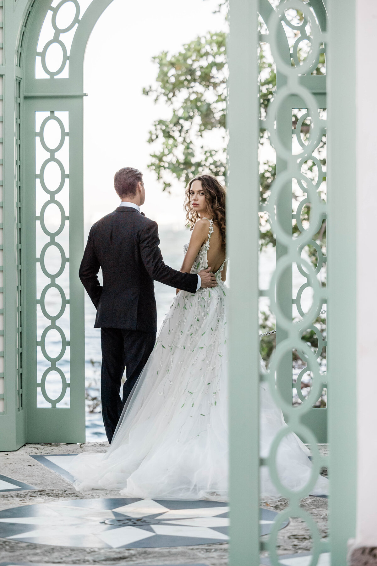 luxury-michigan-wedding-photographers-343