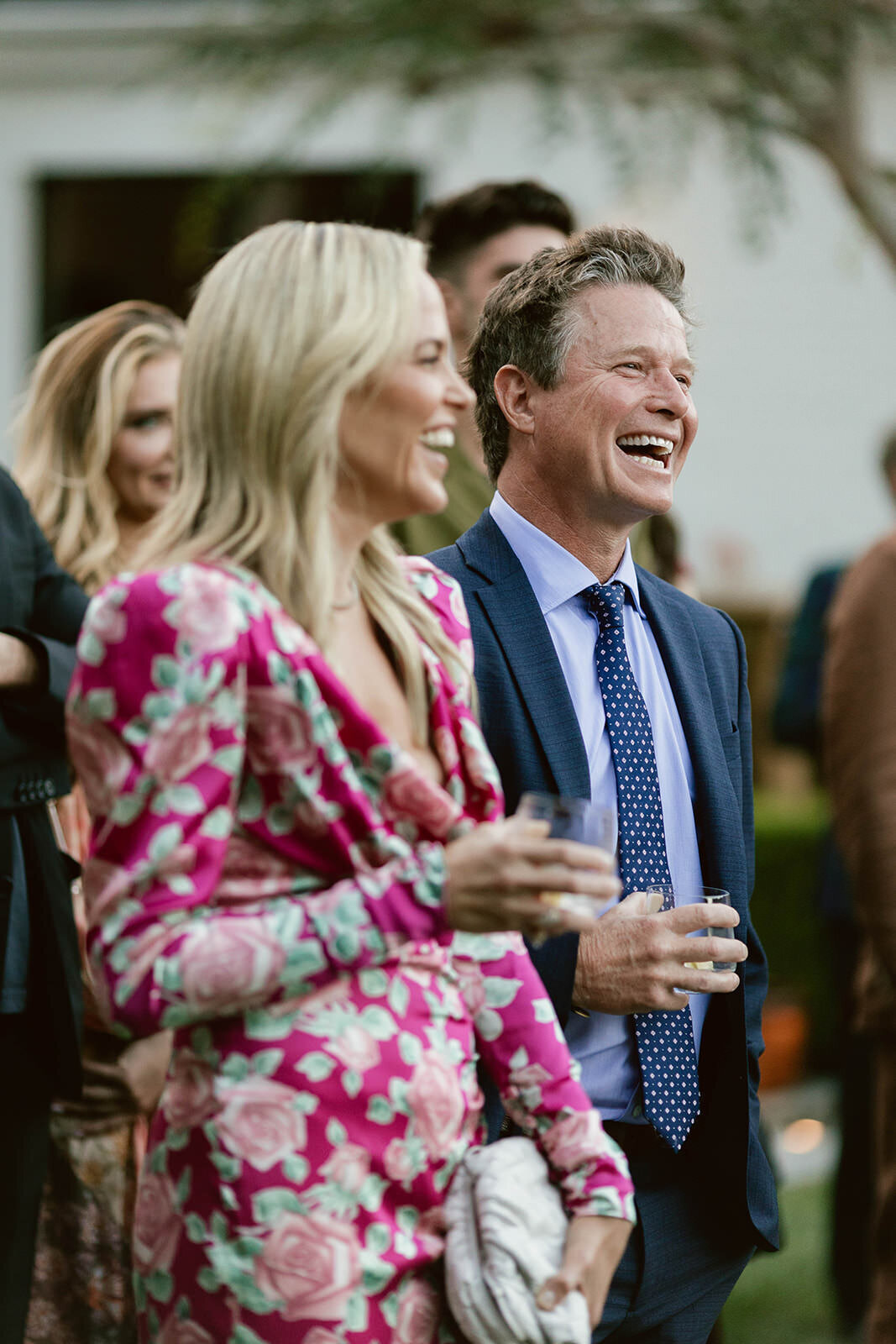 Backyard-Wedding-LosAngeles-ModernFamily-7069
