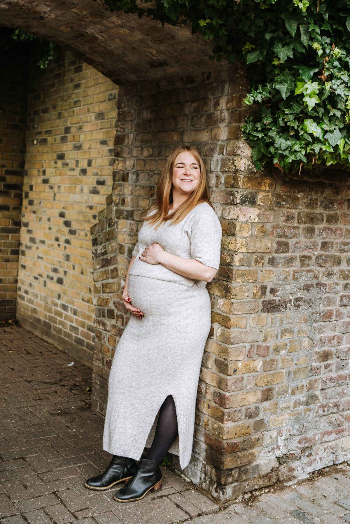 Pregnancy-maternity-motherhood-photographer-buckinghamshire-23