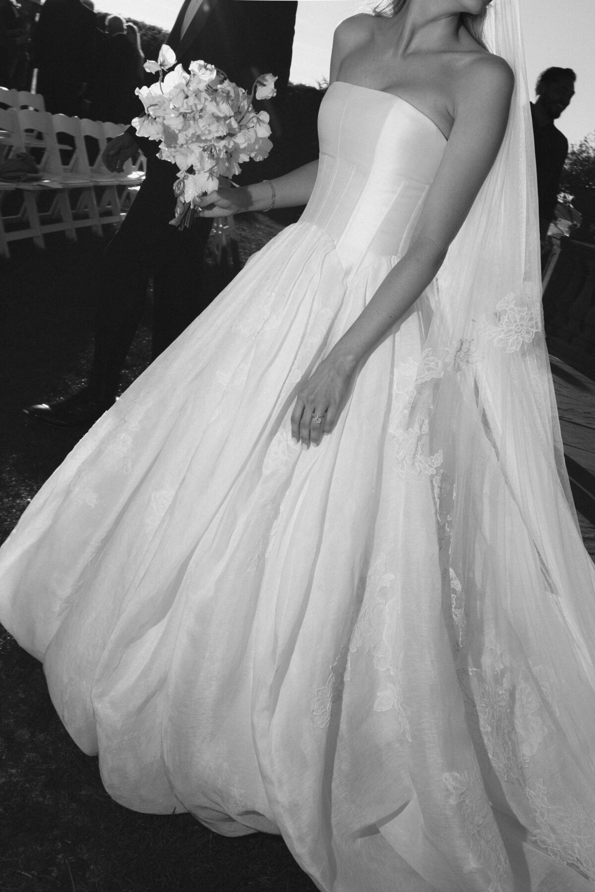 250830JENMAT_adv0178