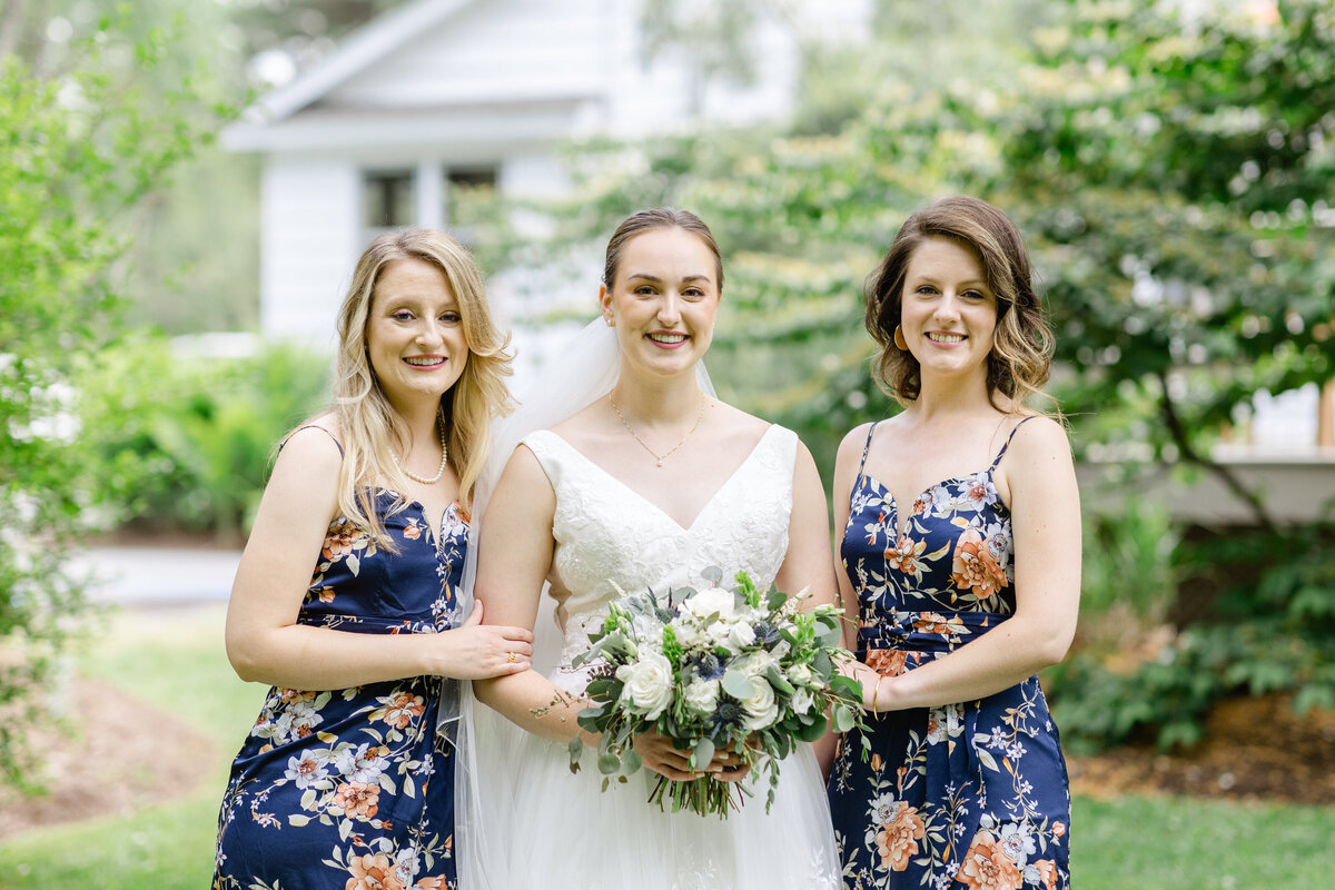 northeast-pa-private-estate-bear-creek-wedding-emily-taylor-photography_064