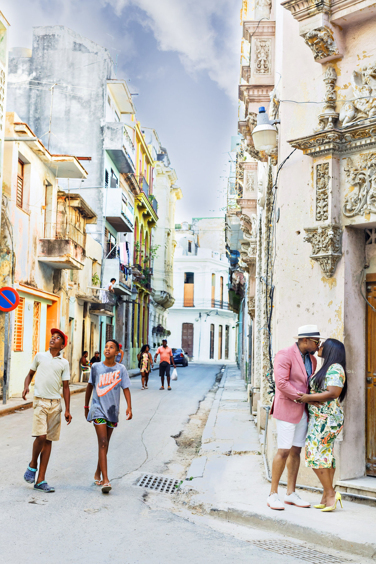 AmyAnaiz_Makini_Regal_Destination_Engagement_Havana_Cuba_009