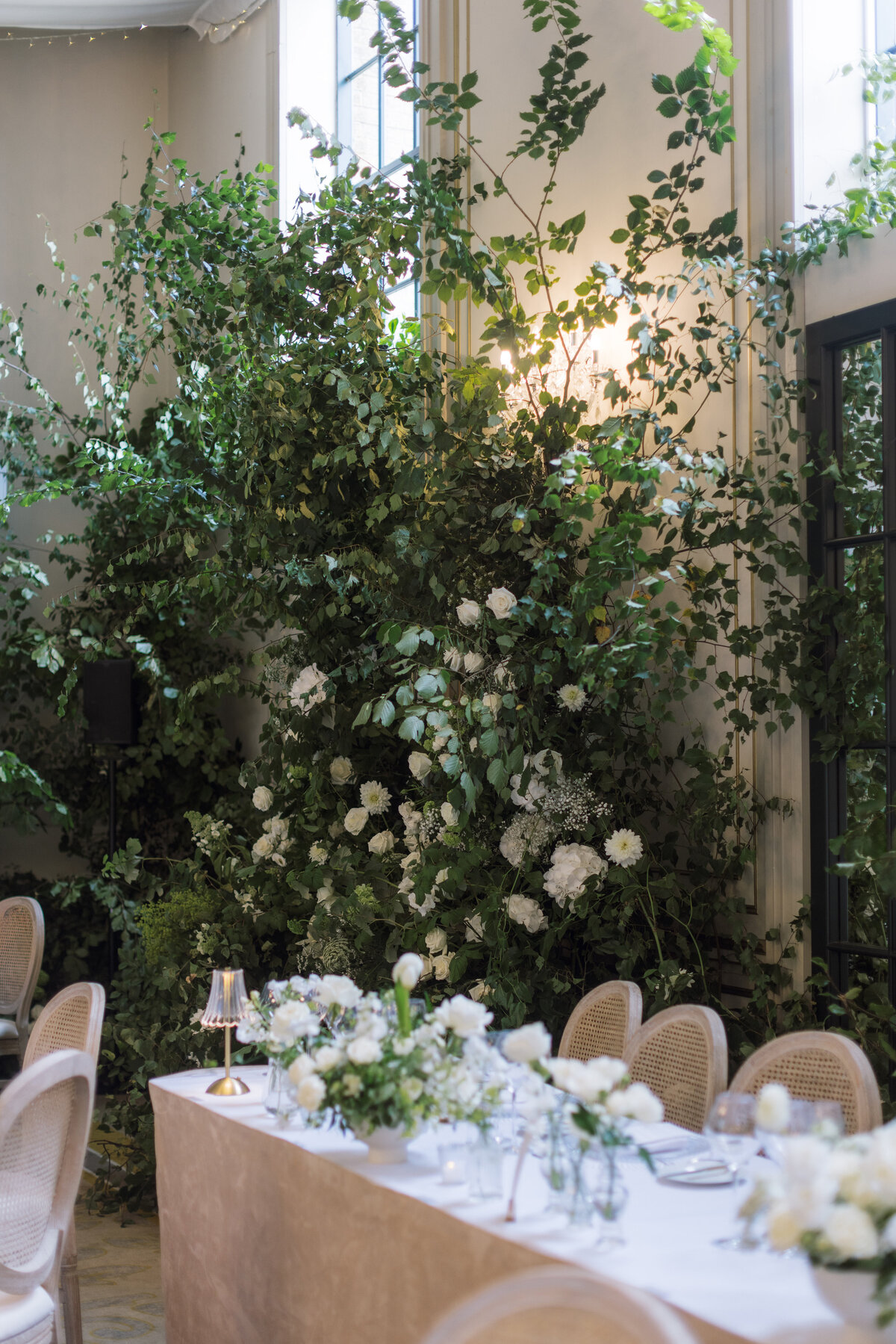 UK luxury wedding florist